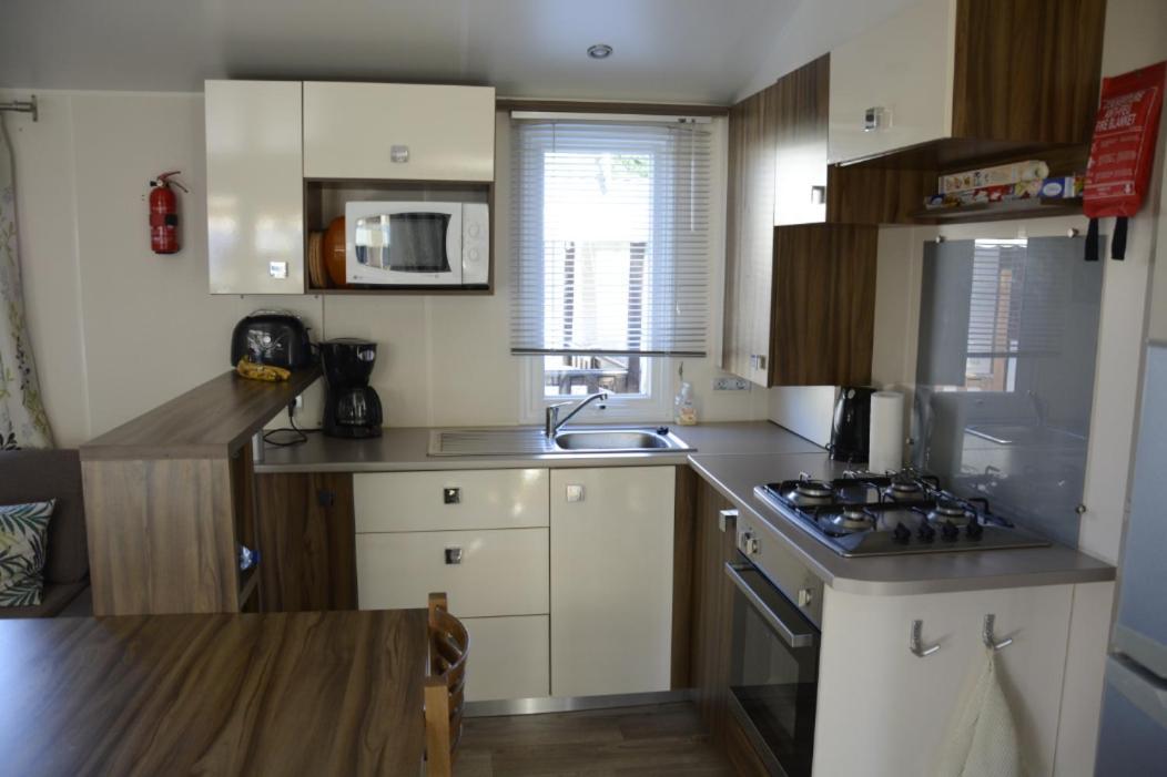 Mobilhome 6/8 Personnes 3Ch La Reserve **** Gastes Kültér fotó